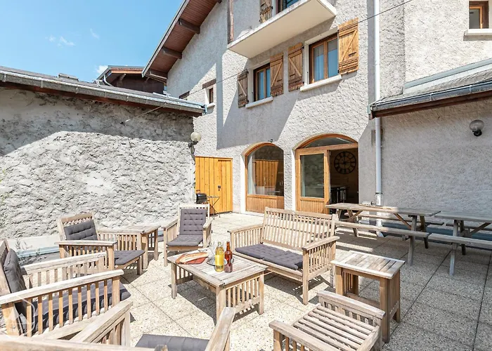 Cote-Bourget, 2 Apparts, 10 Pers Le Bourget Et 4 Pers L\'Orgere, Proche La Norma Aussois