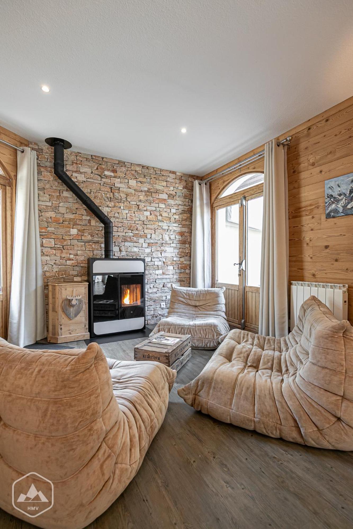 Cote-bourget, 2 Apparts, 10 Pers Le Bourget Et 4 Pers L'orgere, Proche La Norma Aussois *