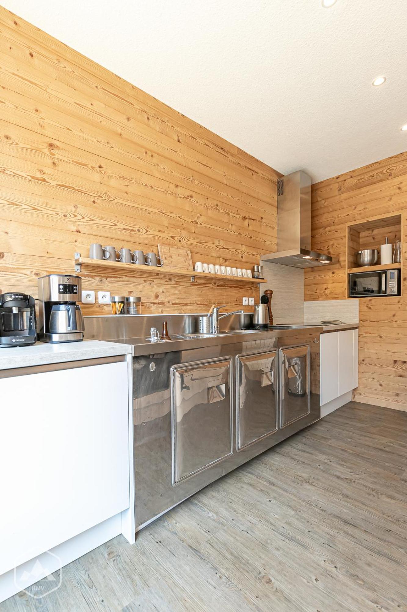 Cote-bourget, 2 Apparts, 10 Pers Le Bourget Et 4 Pers L'orgere, Proche La Norma Aussois Apartment *